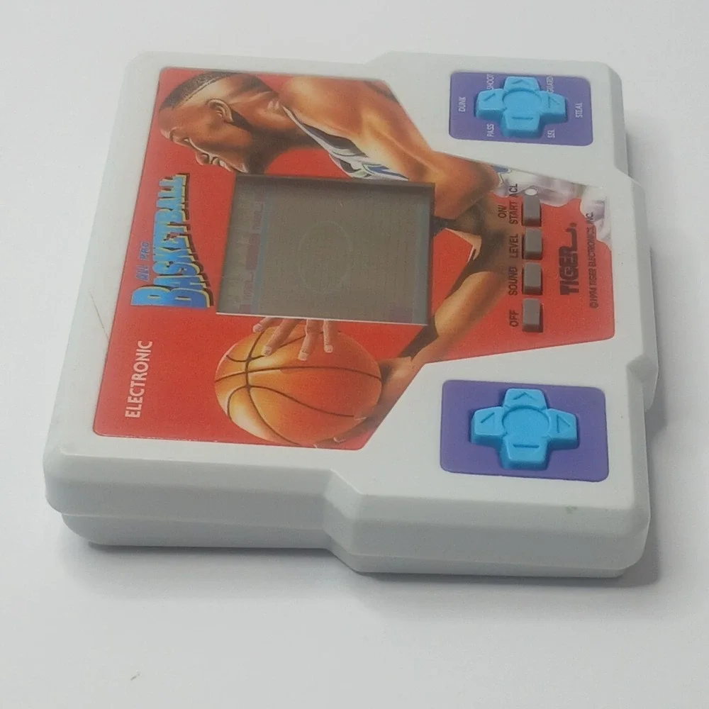 Tiger Electronics 1988 All Pro Basketball Handheld Electronic Game Vintage Works